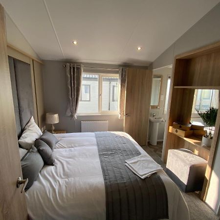 Sea View Beach Lodge Trecco Bay 3 Bedroom Porthcawl Eksteriør billede