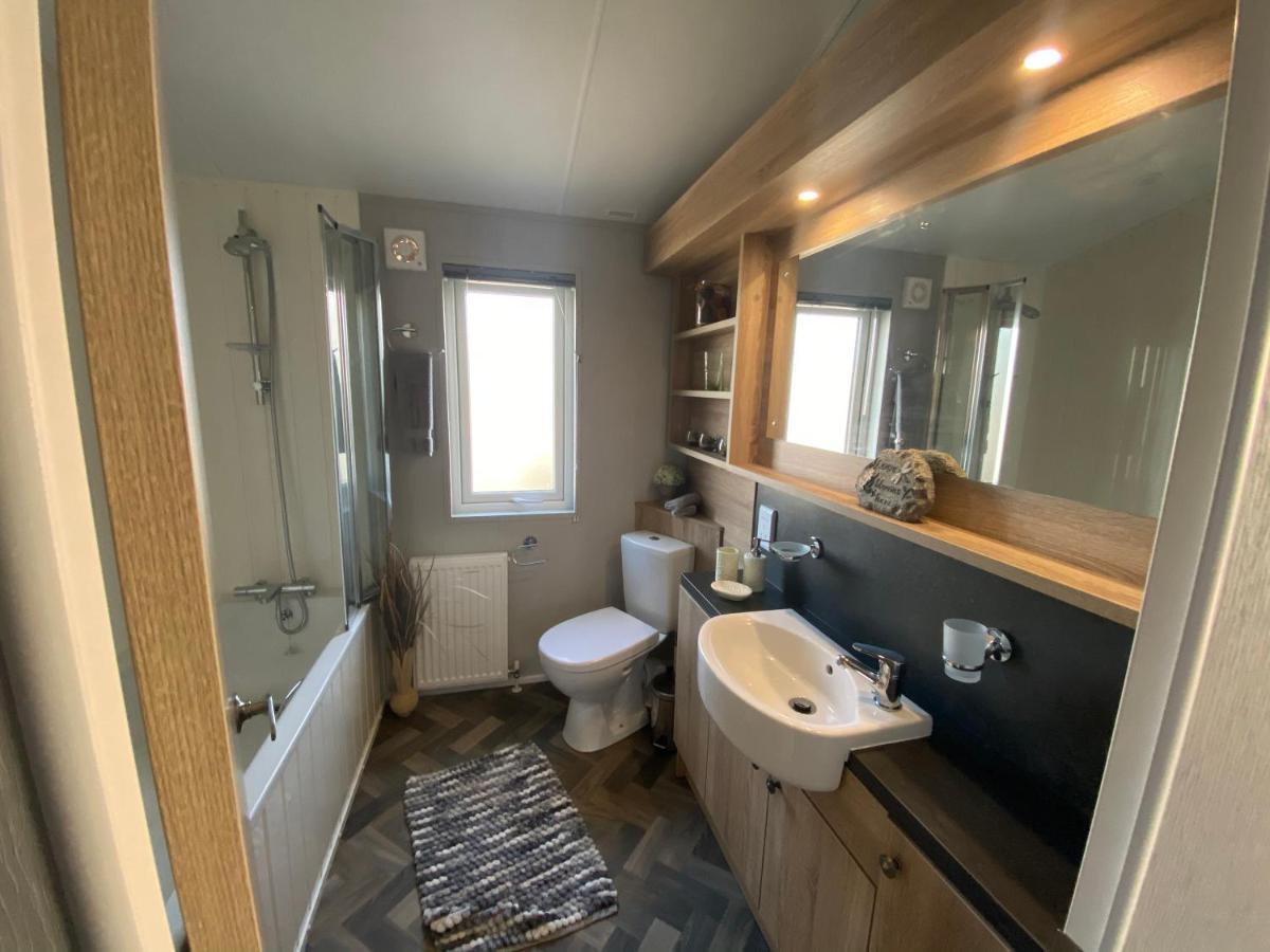 Sea View Beach Lodge Trecco Bay 3 Bedroom Porthcawl Eksteriør billede